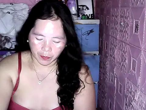 Snapshot of hotpusie_4u chatting on 03/05/26, 04:47 hotpusie 4u online show from 03/05/26, 04:47