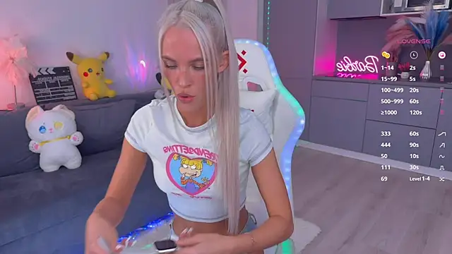 mikkixmeow online show from 02/10/25, 09:36