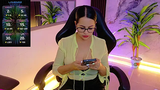 pamelajackson online show from 11/13/25, 09:58