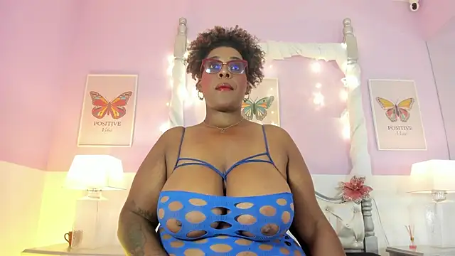 Snapshot of DakotaSexShow chatting on 01/07/25, 07:38 DakotaSexShow online show from 01/07/25, 07:38