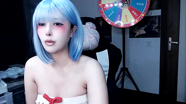 Snapshot of candy_cola chatting on 02/19/25, 06:44 candy cola online show from 02/19/25, 06:44