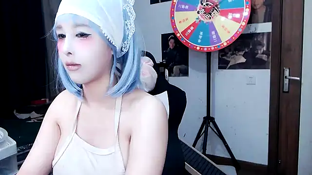 Snapshot of candy_cola chatting on 02/23/25, 02:29 candy cola online show from 02/23/25, 02:29