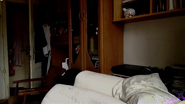 Snapshot of FireFox_Feel chatting on 12/07/24, 11:18 FireFox Feel online show from 12/07/24, 11:18