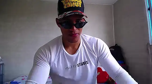 teddyfit19cm online show from 03/06/25, 01:35