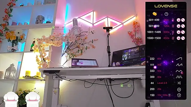 Elena-Marilyn online show from 02/01/25, 01:02