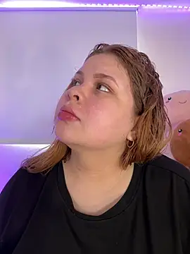 Snapshot of AshlyRouse chatting on 03/11/25, 02:51 AshlyRouse online show from 03/11/25, 02:51