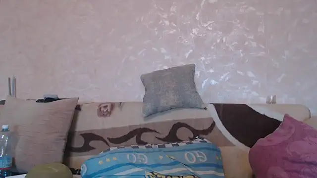 Amy August online show from 10/07/25, 06:32