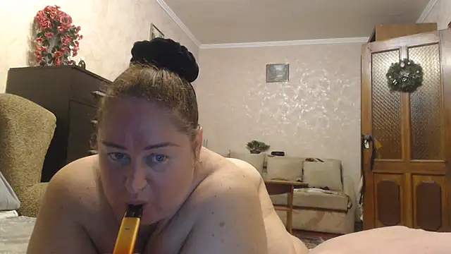Amy August online show from 06/19/26, 06:45