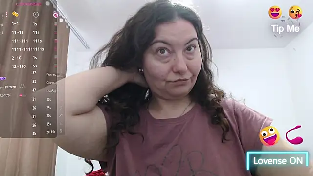 BBW MILF 4U online show from 12/16/25, 09:36