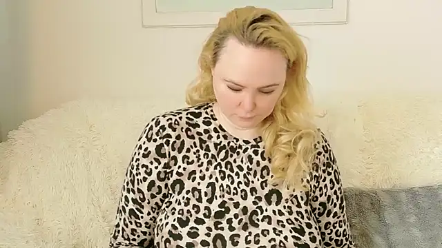 Sarah4you online show from 05/16/26, 01:21
