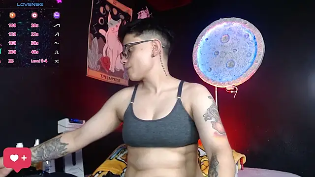 girl intense444 online show from 06/19/26, 07:39