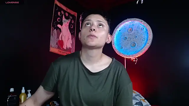 girl intense444 online show from 06/24/26, 07:35