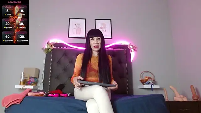 CharlotteLemke online show from 11/13/25, 12:48