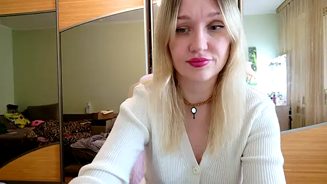 Snapshot of ModelEva chatting on 04/24/26, 09:01 ModelEva online show from 04/24/26, 09:01