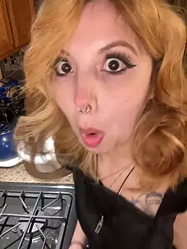 Snapshot of NativeNymph chatting on 12/26/24, 06:52 NativeNymph online show from 12/26/24, 06:52