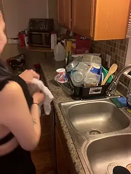 Snapshot of NativeNymph chatting on 02/11/25, 03:29 NativeNymph online show from 02/11/25, 03:29