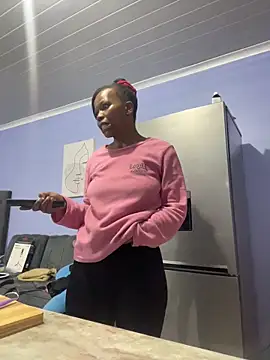 Snapshot of cherryontopy chatting on 03/01/26, 12:01 cherryontopy online show from 03/01/26, 12:01