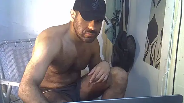 Snapshot of MILITARS chatting on 01/13/26, 07:30 MILITARS online show from 01/13/26, 07:30