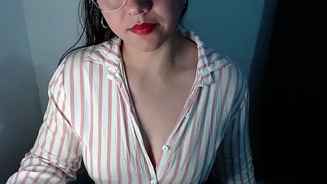 Snapshot of lizbodu chatting on 01/11/26, 12:04 lizbodu online show from 01/11/26, 12:04