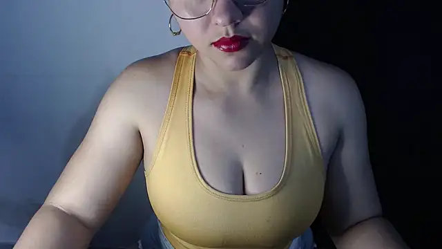 Snapshot of lizbodu chatting on 03/09/26, 11:42 lizbodu online show from 03/09/26, 11:42