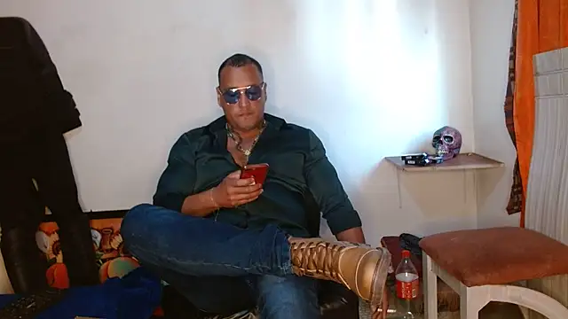 hardrock982 online show from 03/10/25, 02:05