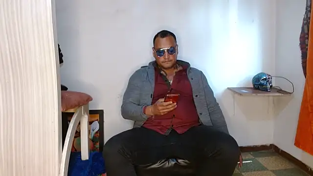 hardrock982 online show from 03/20/25, 01:37