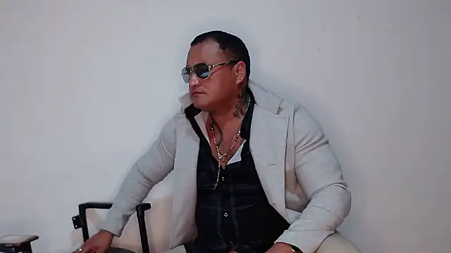 hardrock982 online show from 10/25/25, 02:24