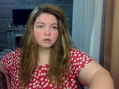 cute  cherry online show from 04/15/26, 08:31