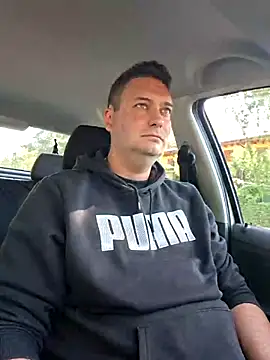 Snapshot of nemes2 chatting on 10/03/25, 09:28 nemes2 online show from 10/03/25, 09:28