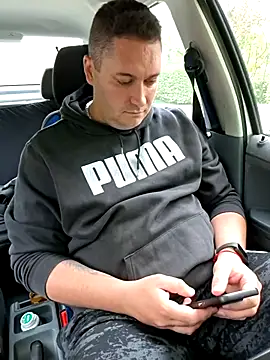 Snapshot of nemes2 chatting on 10/20/25, 02:39 nemes2 online show from 10/20/25, 02:39