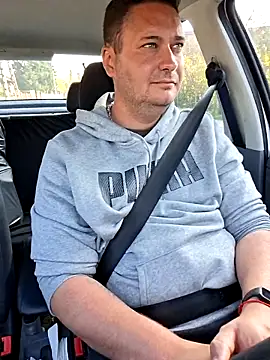 Snapshot of nemes2 chatting on 11/09/25, 10:46 nemes2 online show from 11/09/25, 10:46