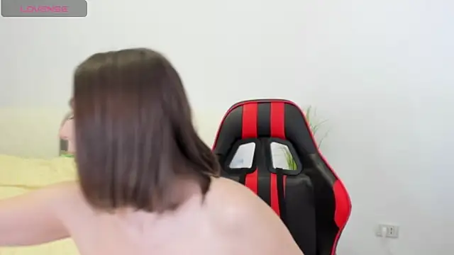 Snapshot of itsmekarina chatting on 03/12/26, 05:08 itsmekarina online show from 03/12/26, 05:08