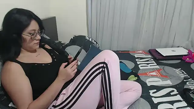 Snapshot of youth_lust69 chatting on 02/04/25, 11:59 youth lust69 online show from 02/04/25, 11:59