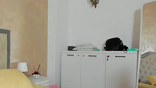 JennaMyers online show from 10/03/25, 07:22