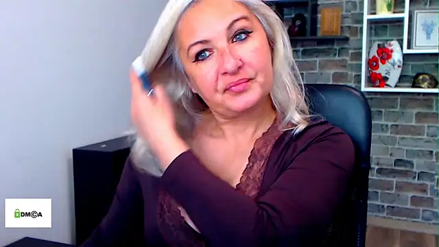 angel devil milf online show from 05/04/26, 12:01