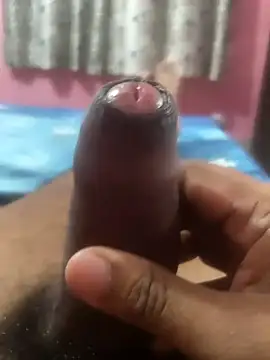 omar23121 online show from 03/08/25, 12:09