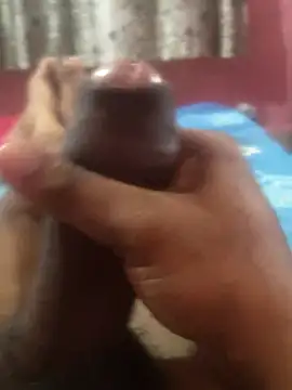 omar23121 online show from 03/10/25, 02:37