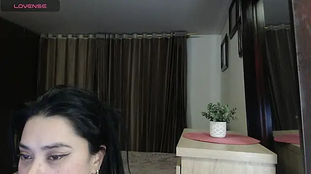 Snapshot of princesskelly chatting on 10/22/25, 02:56 princesskelly online show from 10/22/25, 02:56