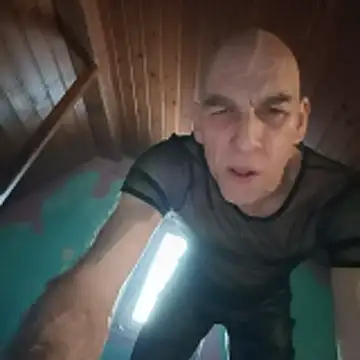 Snapshot of porno-freak chatting on 02/24/26, 04:27 porno-freak online show from 02/24/26, 04:27