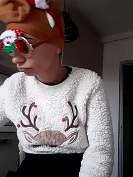 hotSANDRA STARR online show from 12/25/24, 10:06