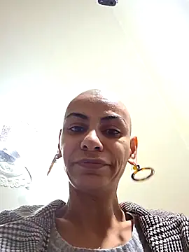 hotSANDRA STARR online show from 10/06/25, 10:02