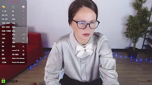VickyGolden online show from 06/24/26, 05:28
