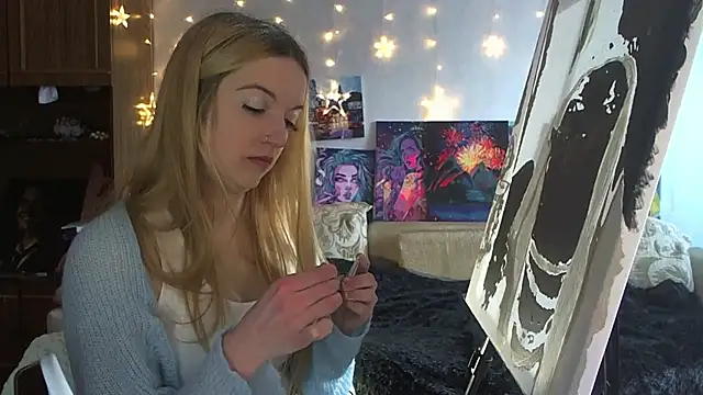 SecretSophia online show from 02/10/25, 11:36