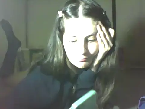 Snapshot of Insomniacl chatting on 02/01/25, 08:18 Insomniacl online show from 02/01/25, 08:18