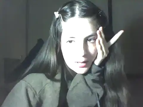 Snapshot of Insomniacl chatting on 03/11/25, 02:10 Insomniacl online show from 03/11/25, 02:10