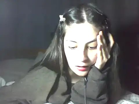 Snapshot of Insomniacl chatting on 02/03/26, 04:10 Insomniacl online show from 02/03/26, 04:10