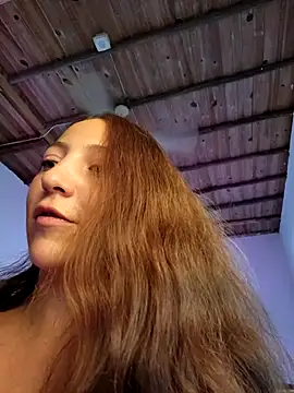 VickyHoult online show from 01/07/25, 10:19