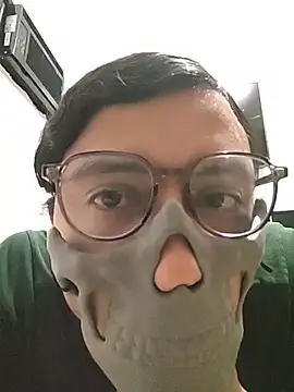 Snapshot of HardestPepe chatting on 03/22/26, 07:34 HardestPepe online show from 03/22/26, 07:34