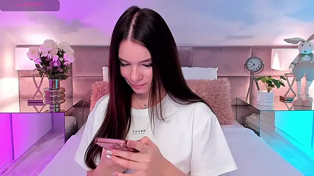 MiaMuse online show from 05/20/26, 07:09
