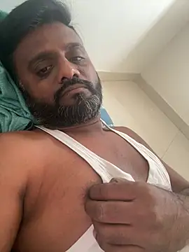 Snapshot of HIMSEXY chatting on 01/18/25, 10:17 HIMSEXY online show from 01/18/25, 10:17